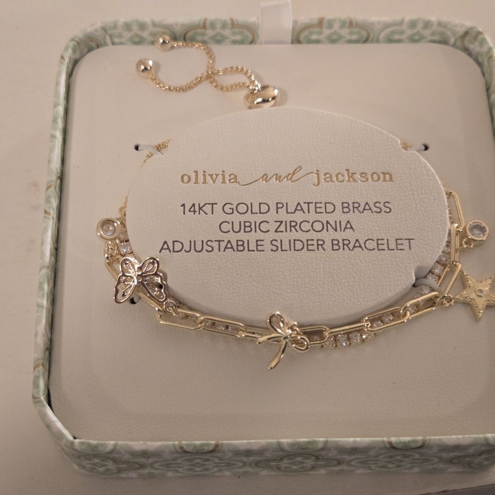 Gorgeous Olivia and Jackson 14k Gold Over Brass Charm Adjustable Slider Bracelet